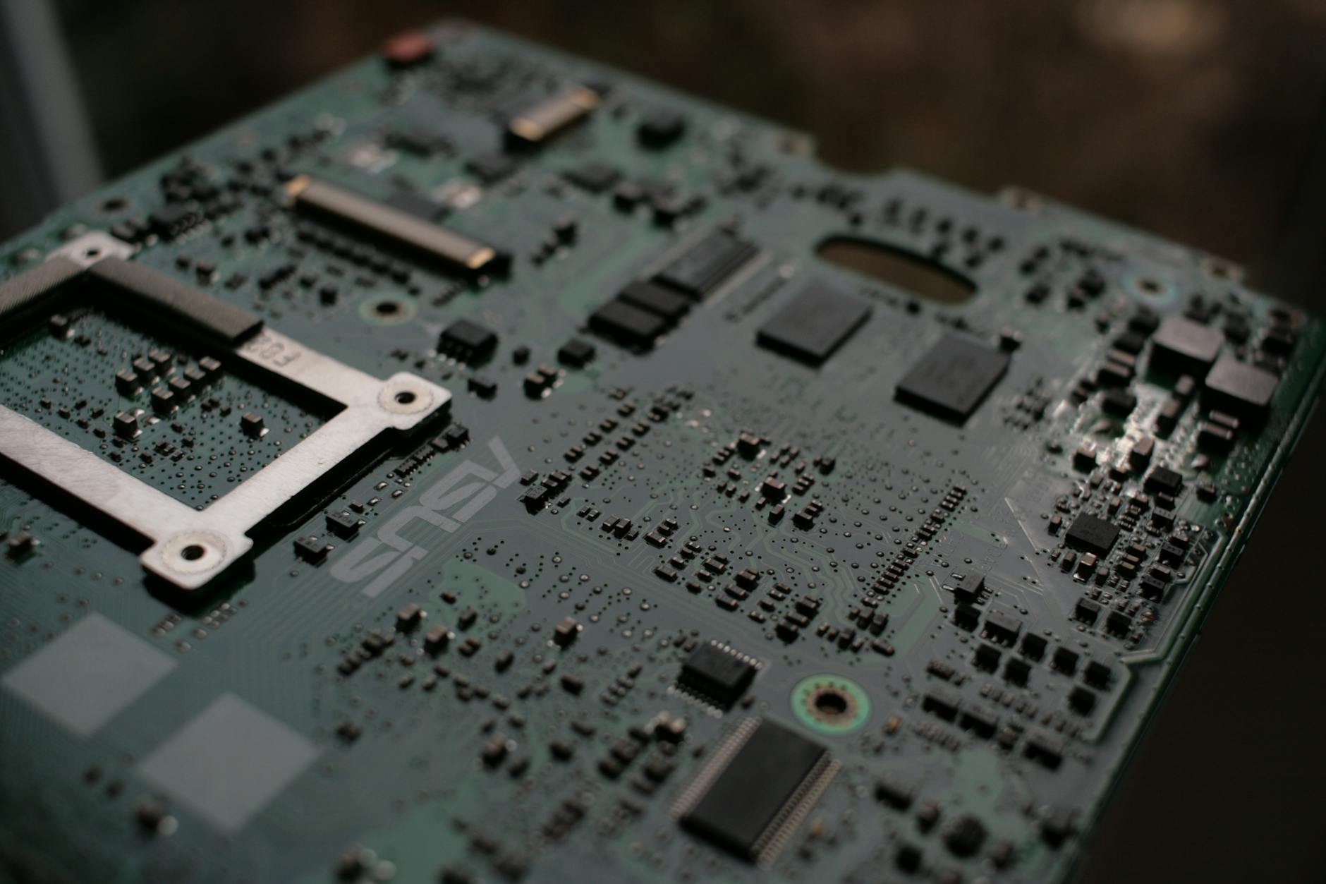 Pexels 12078533 – What is quantum computing?