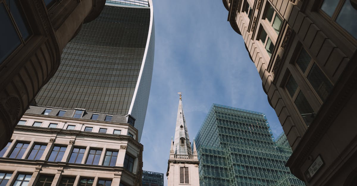The coffee houses that built the City — how London finance began over a hot drink