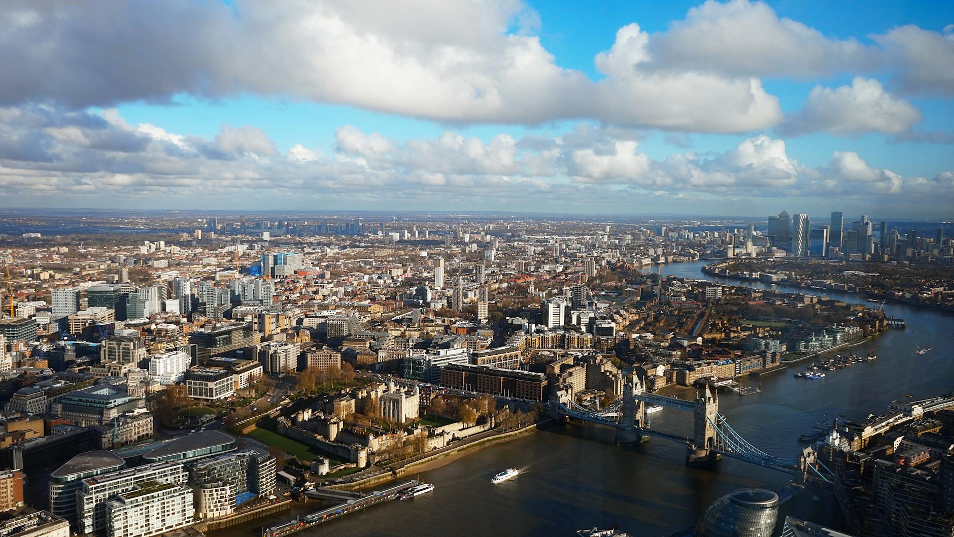 Pexels 6101779 – What is the FTSE 100?