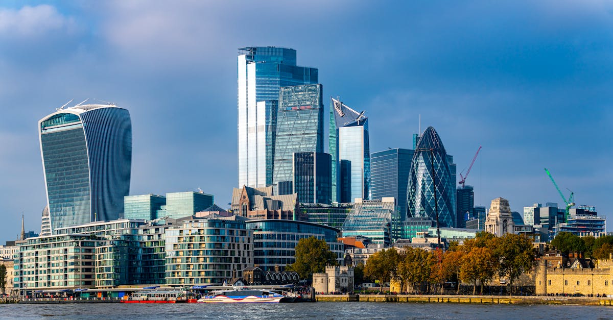 Why the City was never built for the private investor , and what to do about it