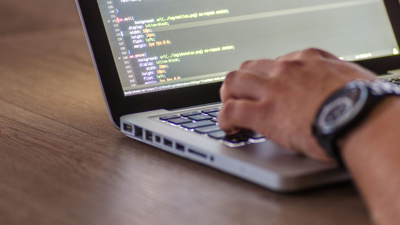 AI Daily 15 Apr: Claude Code Rebuilt, UK Flags AI Threats