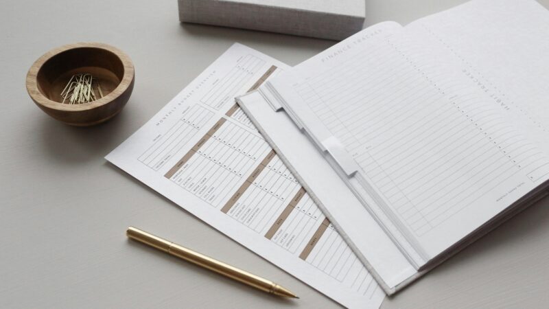 Convertible loan notes terms reviewed beside small-cap funding papers