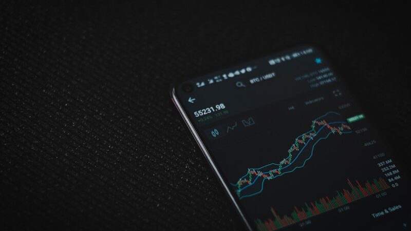 Trading screens showing block sales and a leverage unwind during the Archegos collapse.